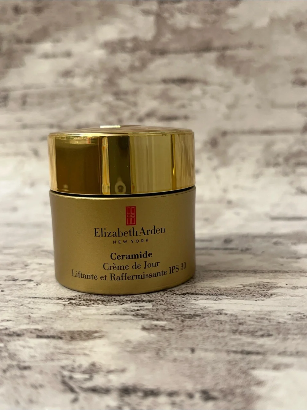 Elizabeth Arden Ceramide Gift Set Perfect Scarlett 23 SPF 30 Cosmetic Bag